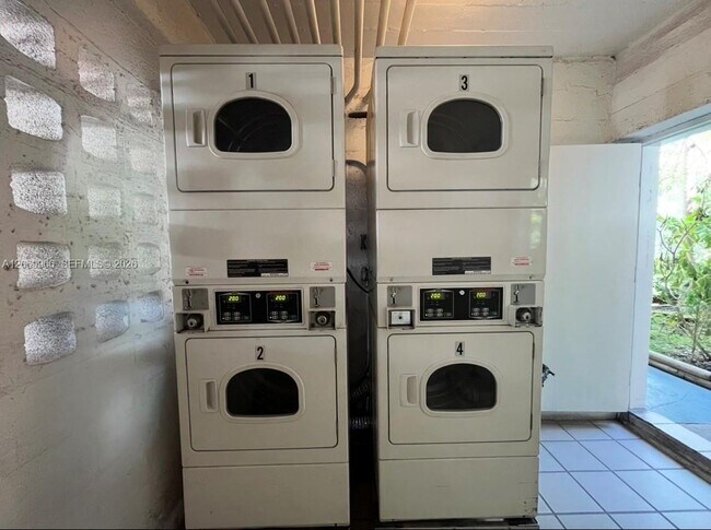 Building Photo - 1420 Pennsylvania Ave