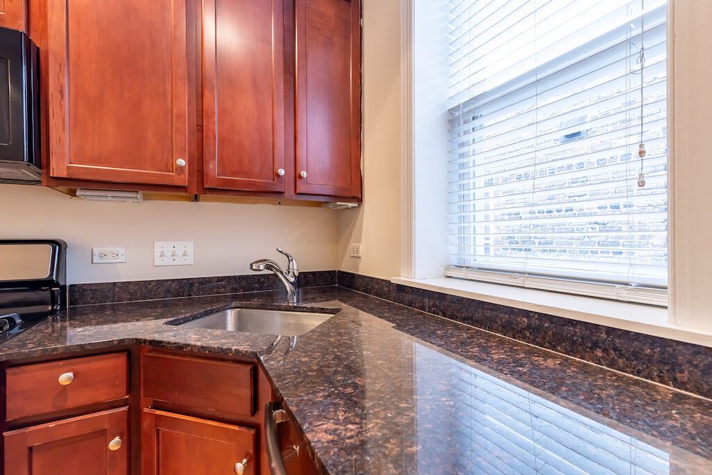 Building Photo - 3242 N Clifton Ave