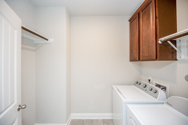 Building Photo - 16103 Devils River Ct