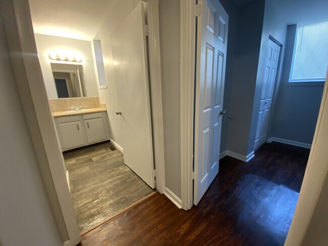 Building Photo - 4406 Camden Ave