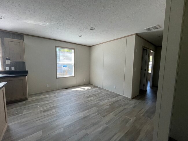 Building Photo - 4224 Twin Terrace