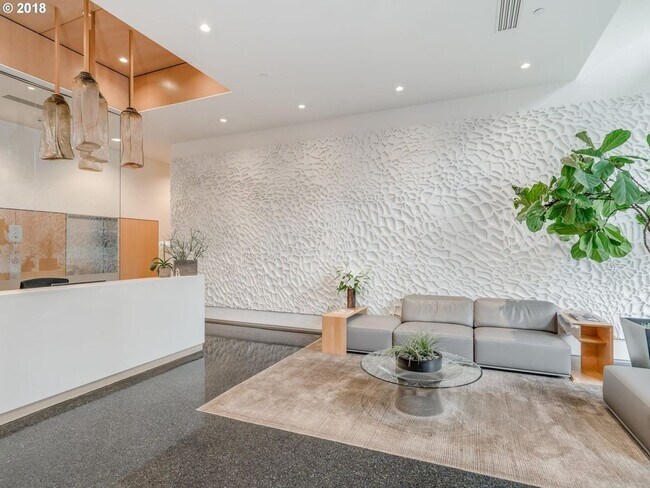 Building Photo - MOVE IN SPECIAL: $500 OFF! Stunning Condo ...