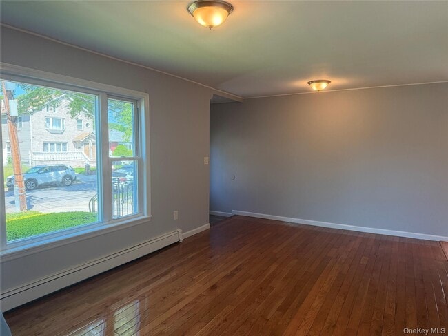 Building Photo - 231-10-231145 145th Ave