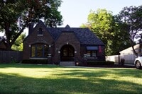 Building Photo - 3 BED 1 BATH TUDOR COTTAGE LAS VEGAS ADDIT...