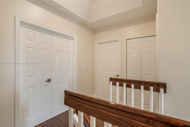 Building Photo - 4882 NW 108th Psge
