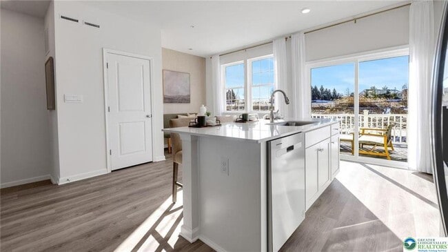 Building Photo - 8309 Alexander Ct