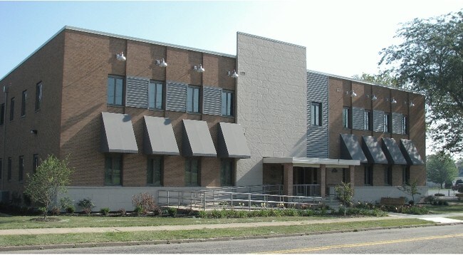 Building Photo - Glamorgan Apartments