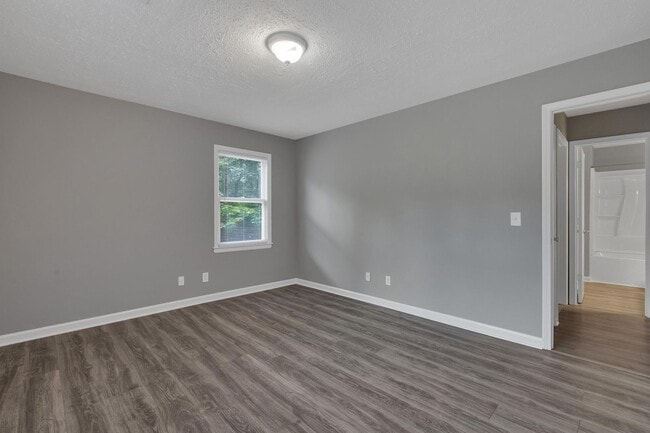 Building Photo - Charming 2-Bedroom Home in Desirable Wilmi...