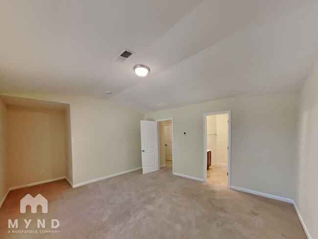 Building Photo - 168 Alton Cir