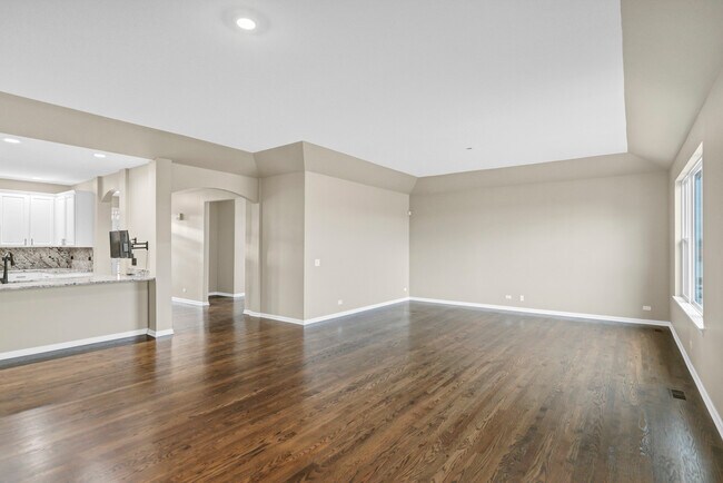 Building Photo - 2660 Harnish Dr