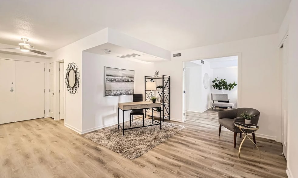 Building Photo - 1551 Larimer St