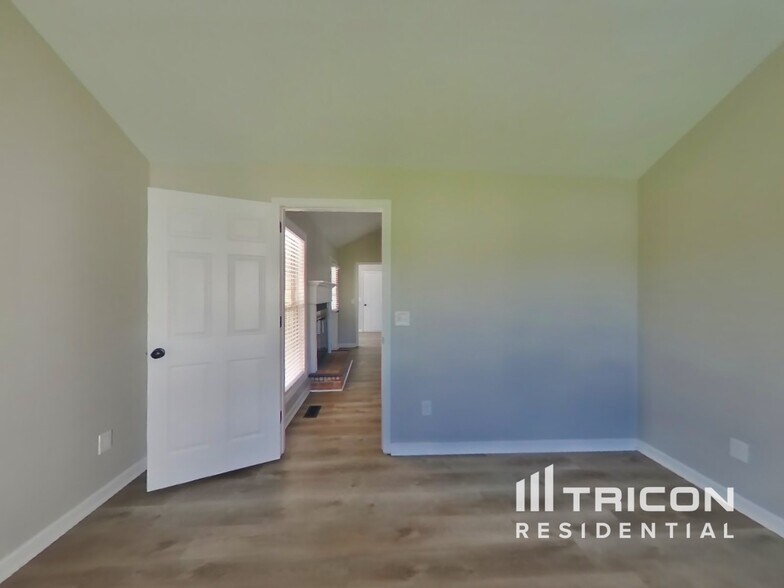 Building Photo - 6009 Plateau Ct