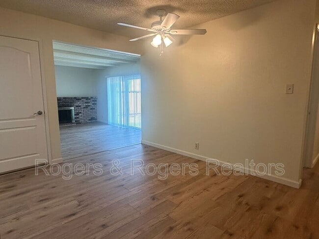 Building Photo - 2663 Westberry Dr