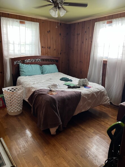 Building Photo - 451 Cook Rd