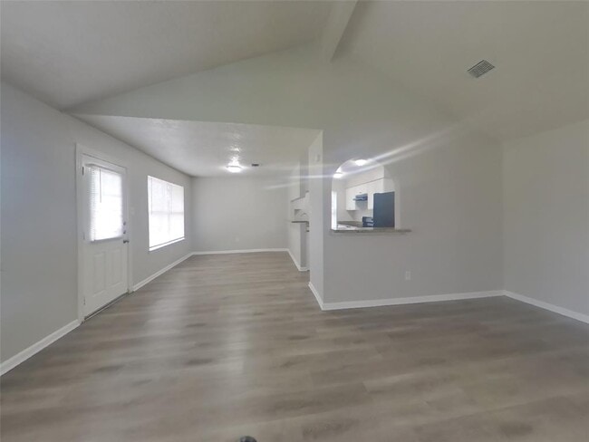 Building Photo - 1391 Tenderden Dr