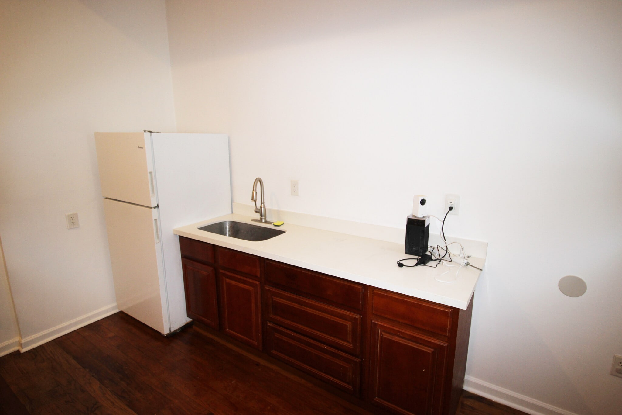 Building Photo - 7620 Freret St