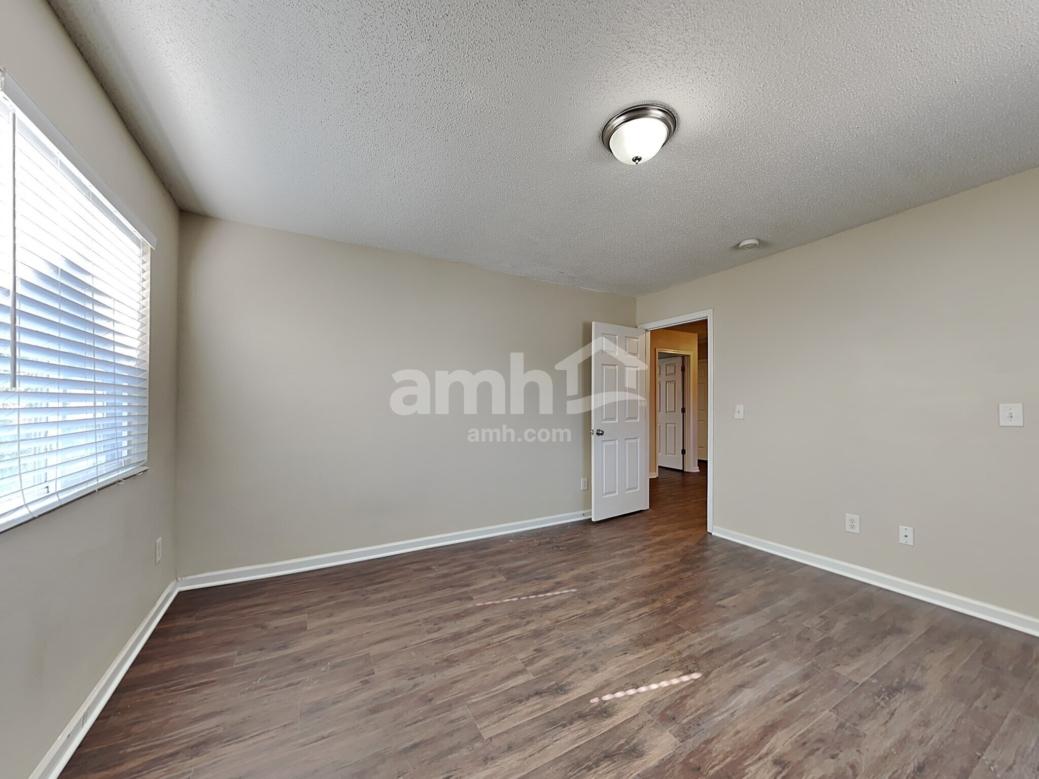 Building Photo - 806 Topsail Dr