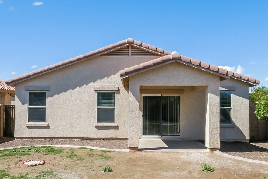 Building Photo - 38059 N Carolina Ave