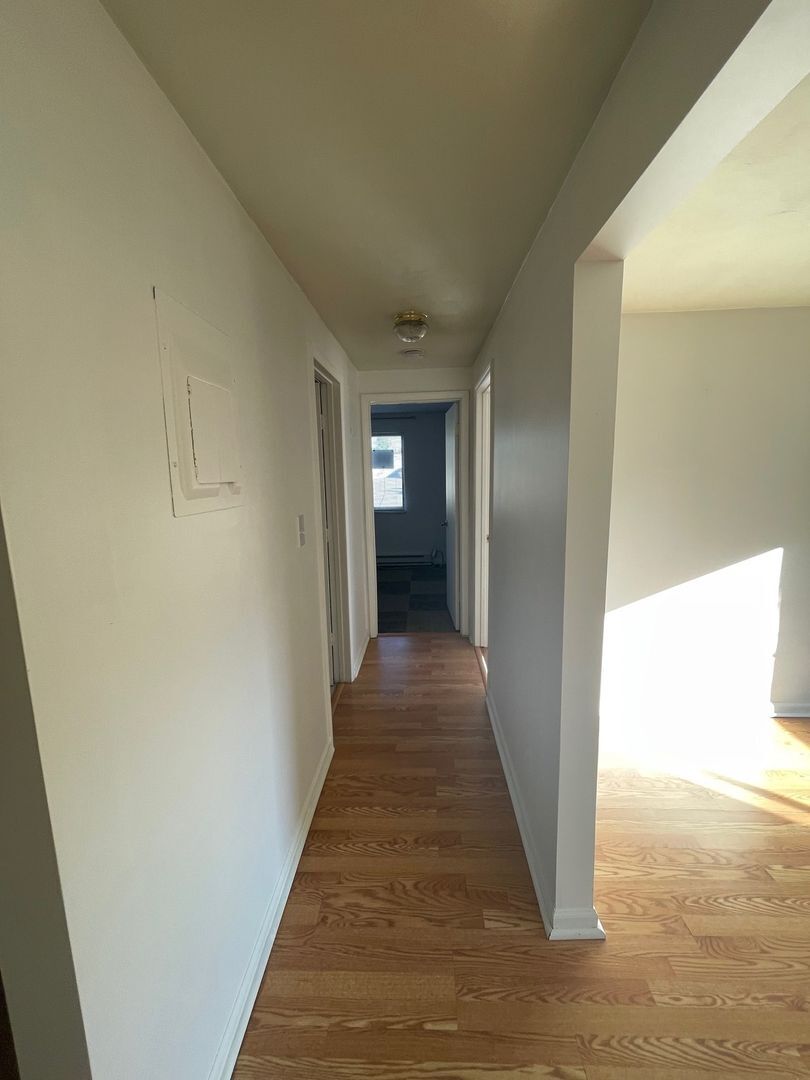 Building Photo - 51 S 86th St