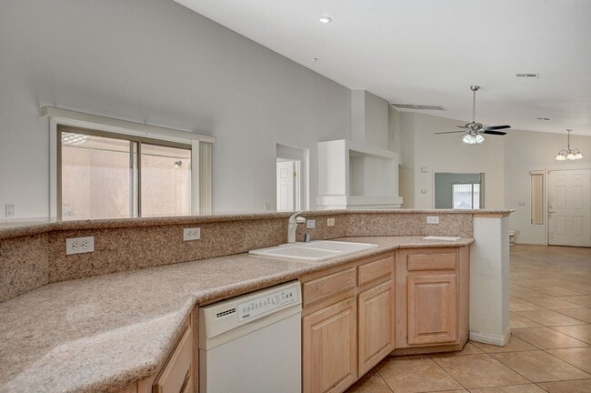 Building Photo - 121 Chatara Way