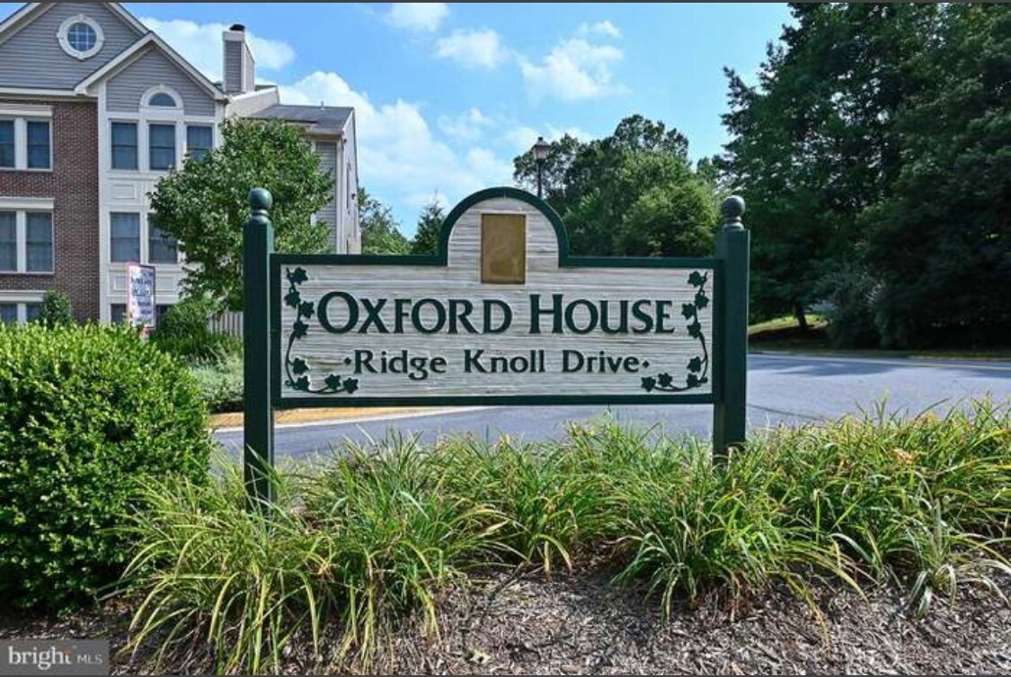 Building Photo - 12001 Ridge Knoll Dr