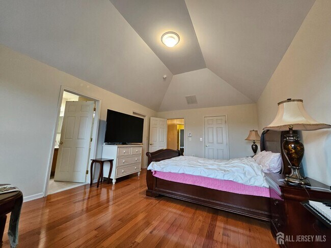 Building Photo - 12 Jensen Court