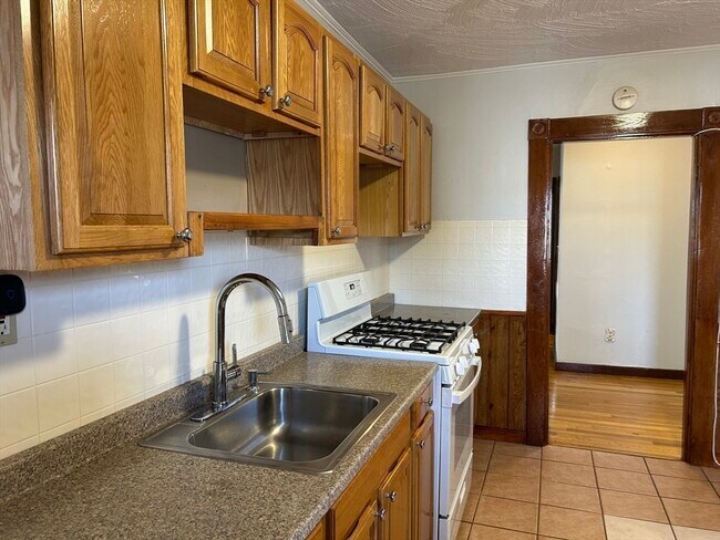 Building Photo - 204 Neponset Ave