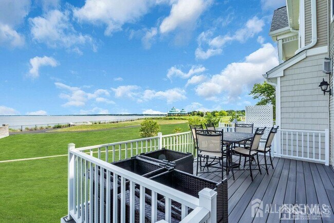 Building Photo - 38 S Shore Dr