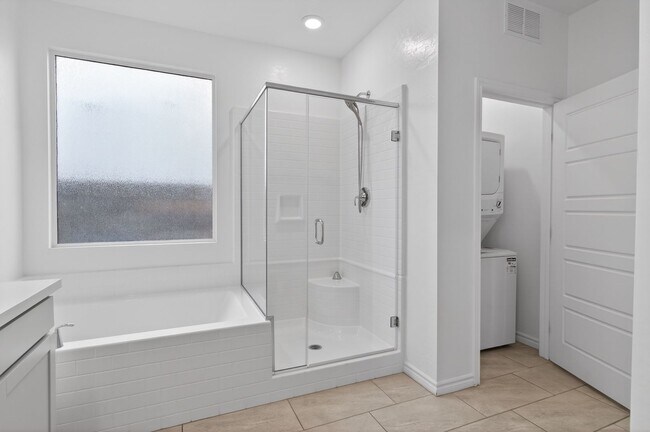 Building Photo - THIS is the HOME you have been waiting for!