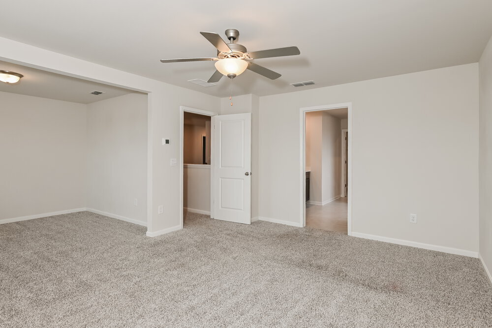 Building Photo - 5922 Green Ash Ct