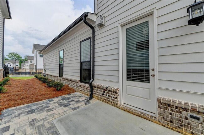 Building Photo - 4536 Molder Dr