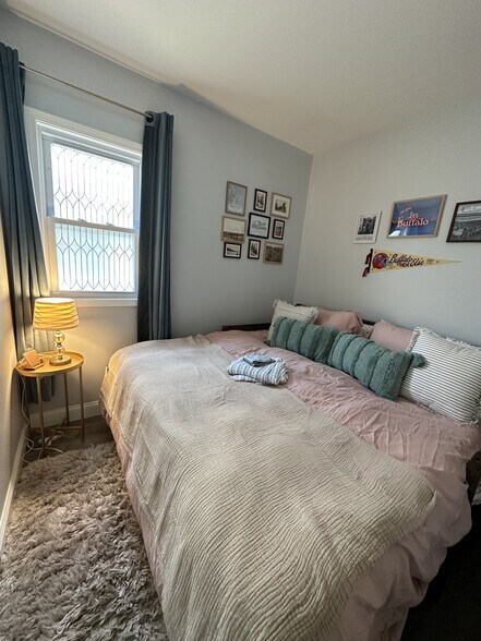 Guest Bedroom (bed converts to couch) - 671 Fulton St