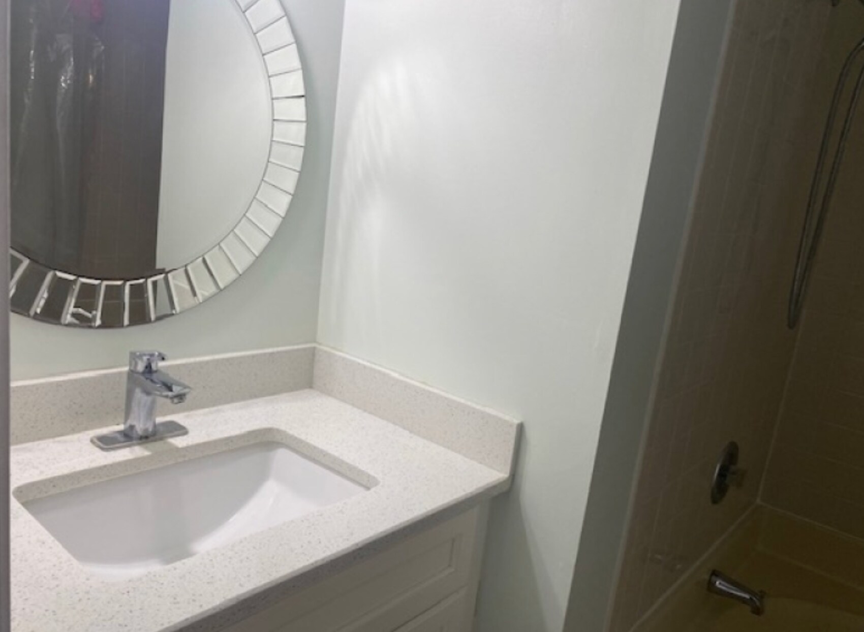 Building Photo - 260 Crabtree Ct