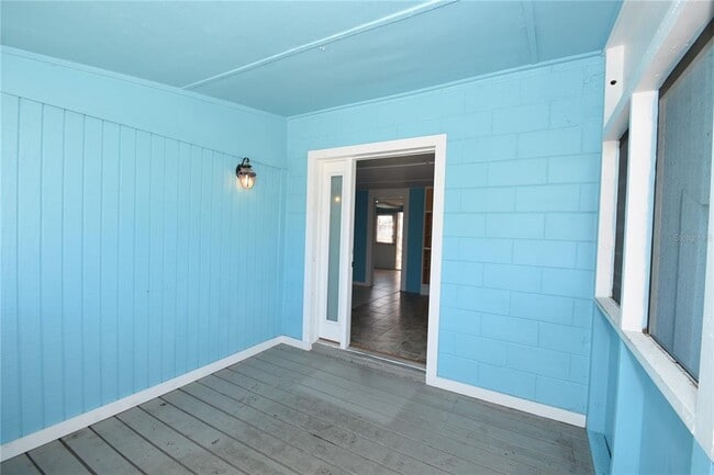 Building Photo - 509 N Central Ave