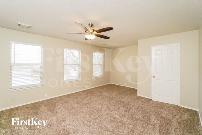 Building Photo - 15827 Brisbane Dr