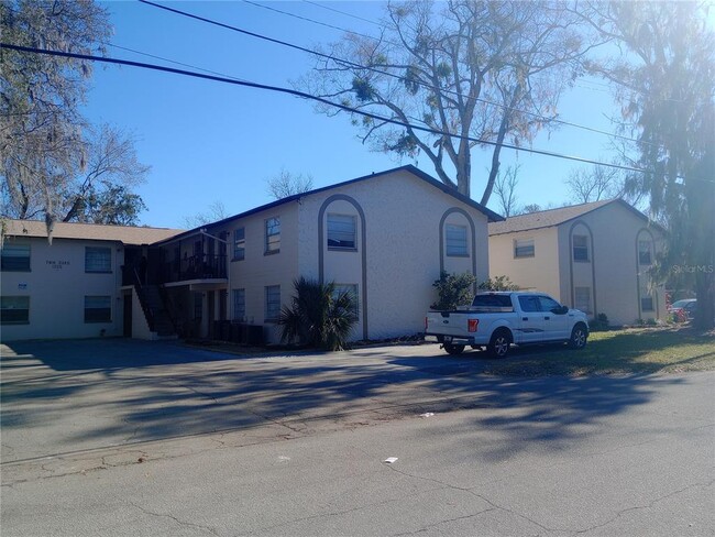 Primary Photo - 1229 Kennedy Rd