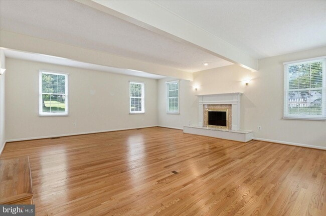 Building Photo - 9708 Locust Hill Dr