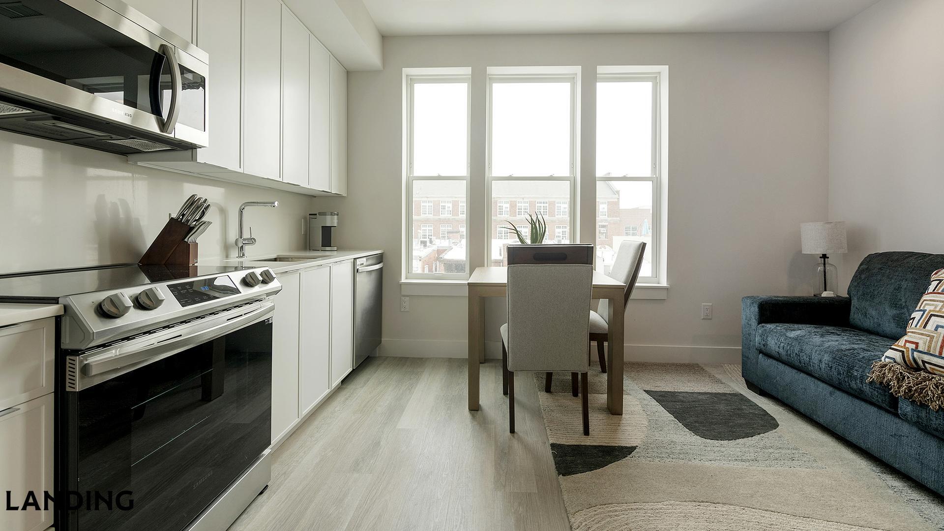 Building Photo - 2005 11th St NW