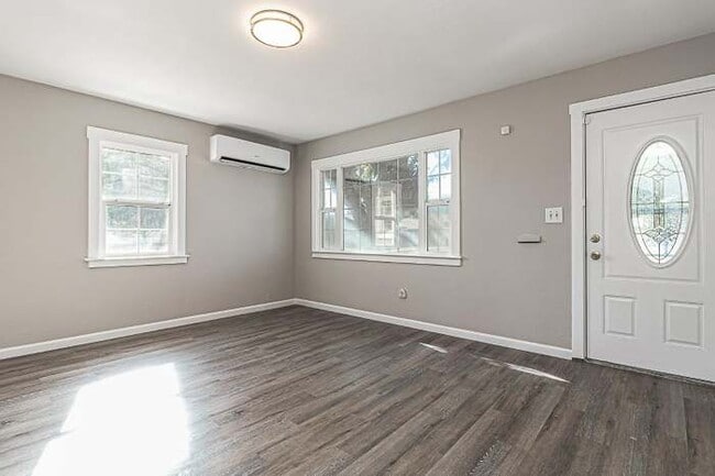 Building Photo - 155 N Bryan Ave