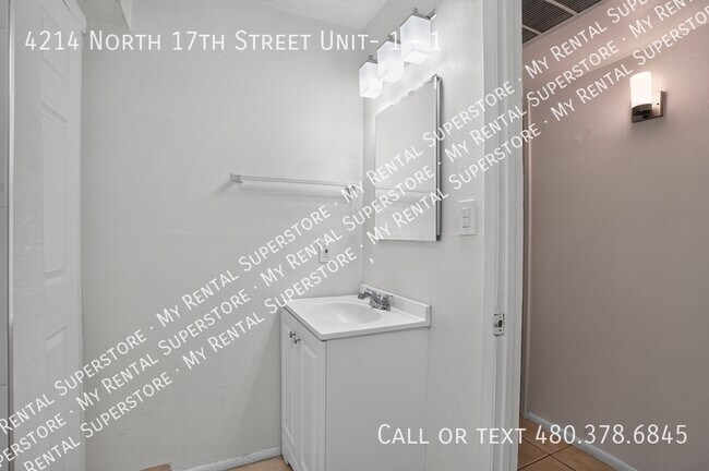 Building Photo - 4214 N 17th St