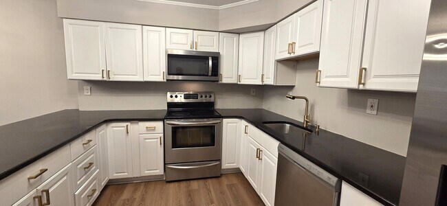 Building Photo - 620 Jaeger Ct