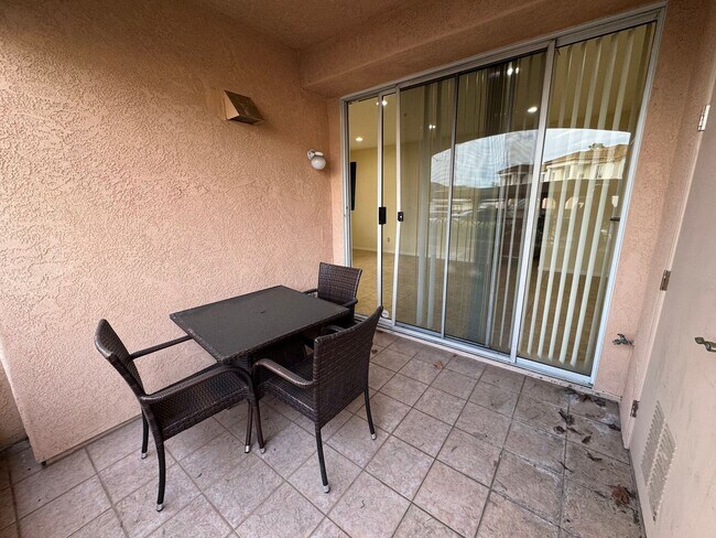 Building Photo - 2 Bedroom First Floor Condo in Rancho San Diego