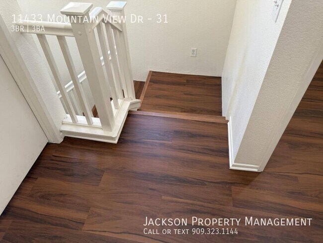 Building Photo - 11433 Mountain View Dr