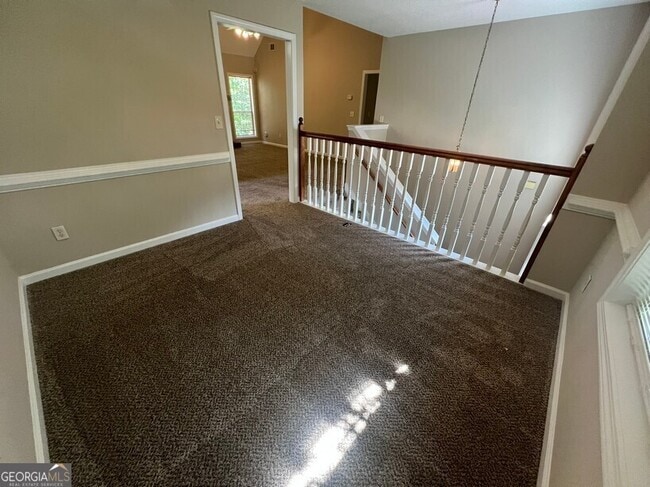 Building Photo - 1157 Chateau Terrace