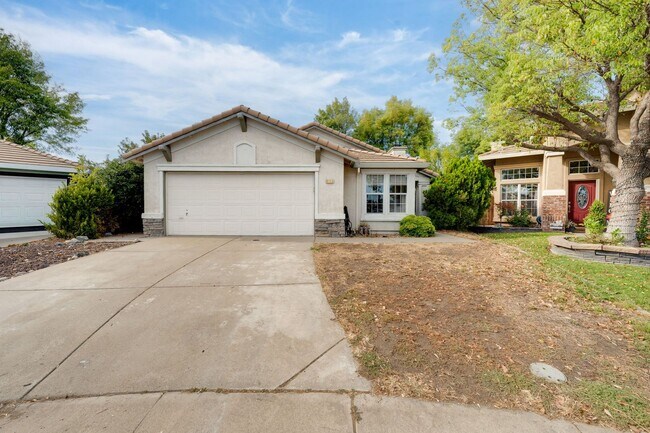 Building Photo - 6115 Brahms Ct