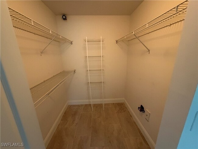 Building Photo - 1210 Reserve Way