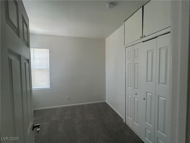 Building Photo - 1200 Valerio Ln
