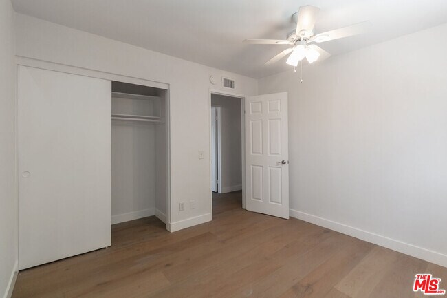 Building Photo - 22737 Stagg St