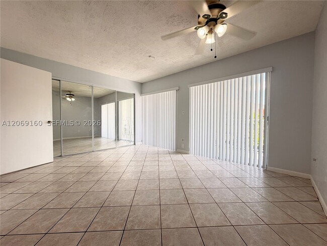 Building Photo - 8380 SW 154th Ave