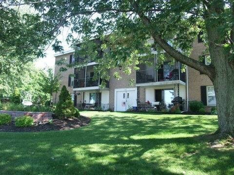Primary Photo - 1405 E and West Rd